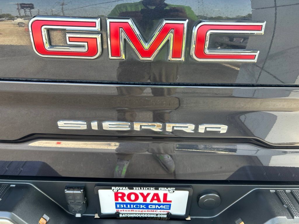 Certified 2024 GMC Sierra 1500 SLT AWD/4WD image 33