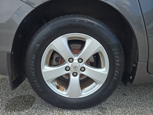 Used 2014 Toyota Sienna LE FWD image 23