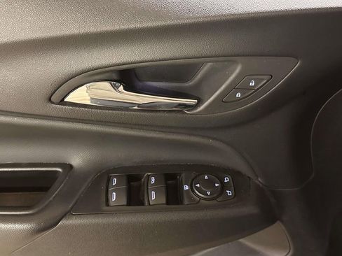 Used 2023 Chevrolet Equinox LT image 13