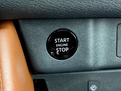 Used 2024 Nissan Rogue Platinum w/ Platinum Premium Package FWD image 36