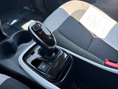 Used 2019 Chevrolet Bolt LT FWD image 25