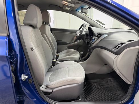 Used 2015 Hyundai Accent GLS FWD image 27