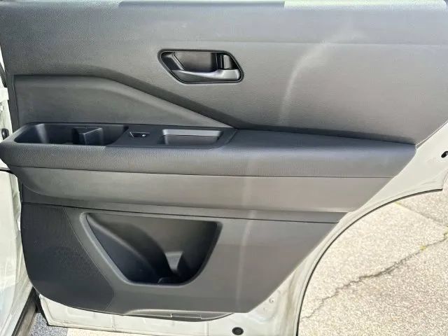 Certified 2025 Nissan Pathfinder SV AWD/4WD image 25