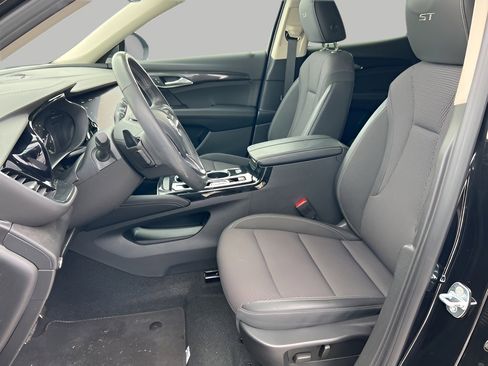 Used 2023 Buick Envision Preferred w/ Sport Touring Package image 25