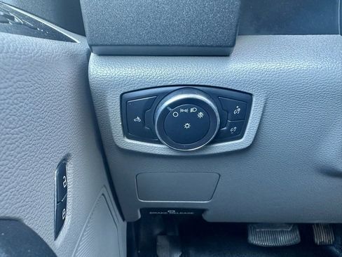 Used 2019 Ford F350 XL w/ Power Equipment Group image 17