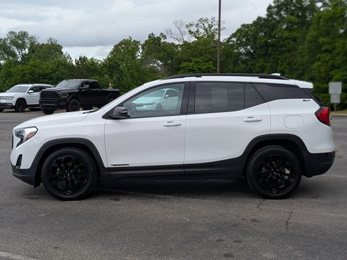 Used 2021 GMC Terrain SLT w/ Elevation Edition FWD image 6