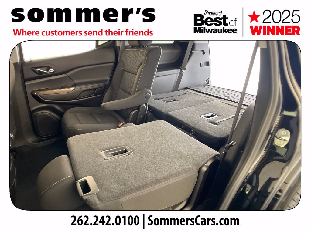 Used 2023 GMC Acadia SLE FWD image 28