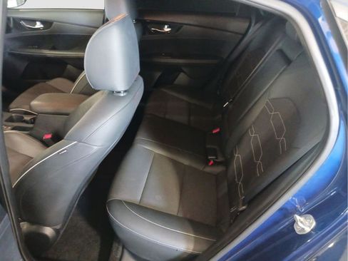Used 2024 Kia Forte GT-Line image 8