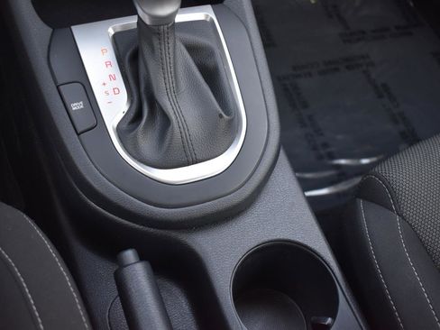 Used 2024 Kia Forte LXS image 11