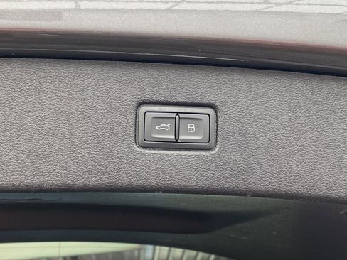 Used 2018 Audi Q7 2.0T Premium Plus w/ Premium Plus Package image 21