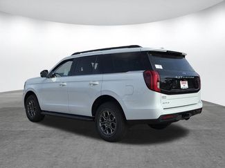 New 2026 Ford Expedition Active RWD video 3