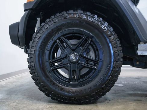 Used 2019 Jeep Wrangler Sport AWD/4WD image 11