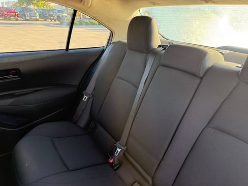 Used 2024 Toyota Corolla LE FWD image 28
