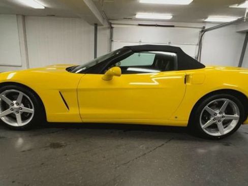 Used 2006 Chevrolet Corvette Convertible w/ Preferred Equipment Group RWD image 5