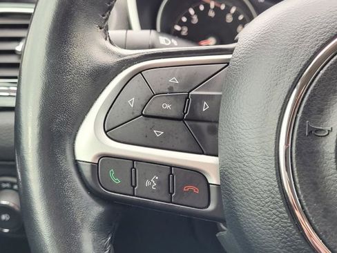 Used 2020 Jeep Compass Latitude image 20