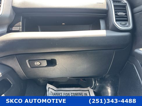 Used 2023 RAM 1500 Big Horn image 24