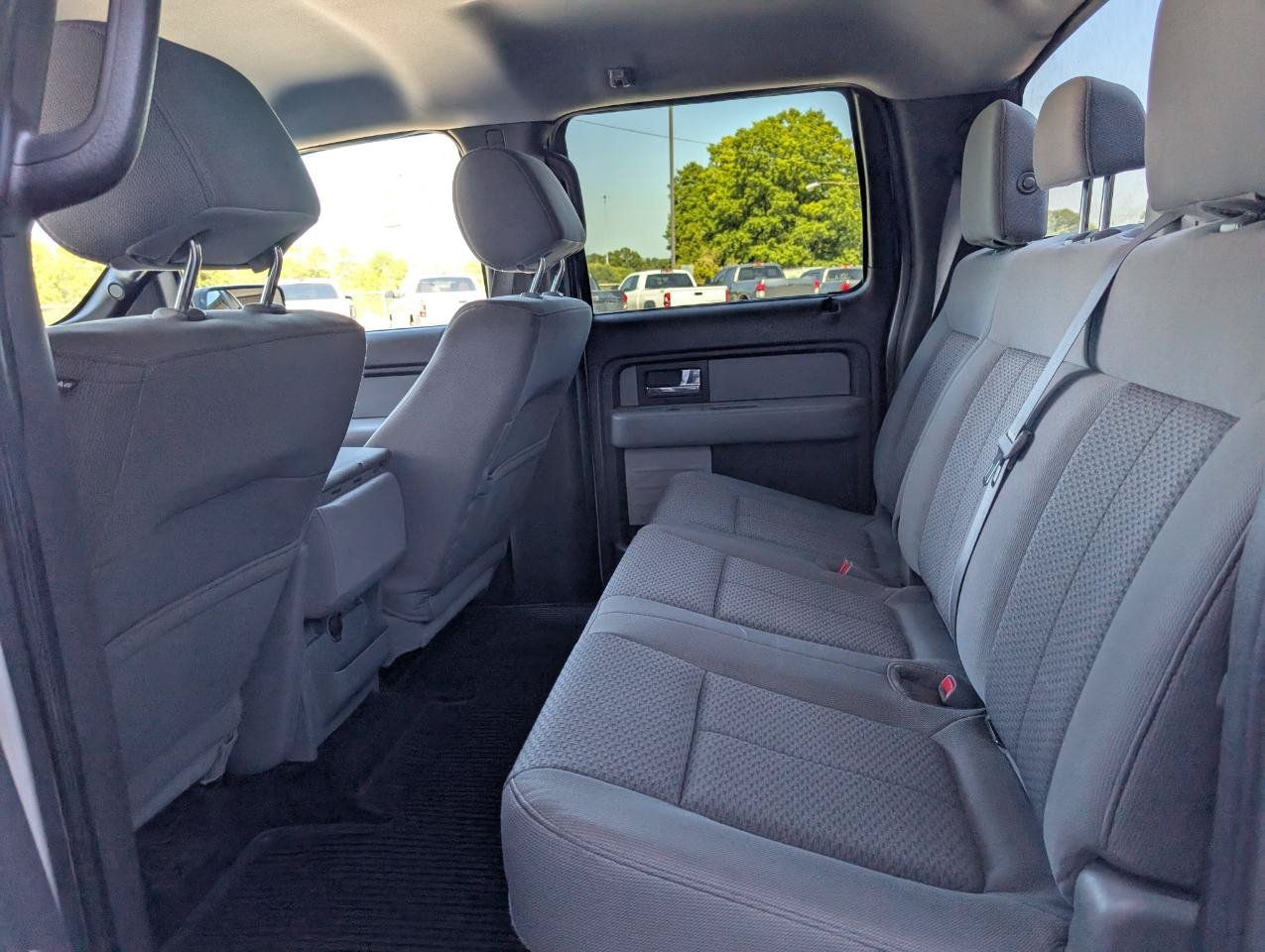 Used 2013 Ford F150 XLT w/ Trailer Tow Pkg RWD image 16
