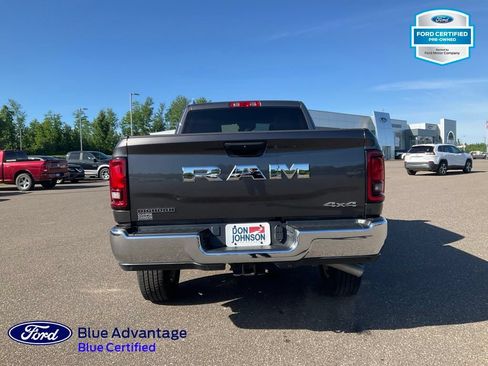 Used 2025 RAM 2500 Big Horn AWD/4WD image 23