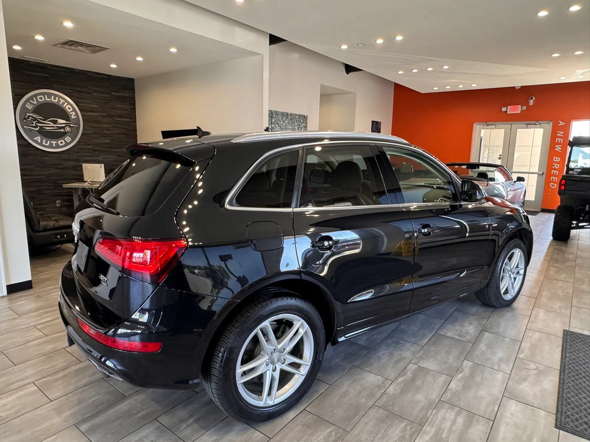 Used 2014 Audi Q5 3.0T Prestige AWD/4WD image 12