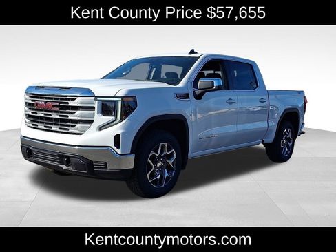 New 2026 GMC Sierra 1500 SLE image 3