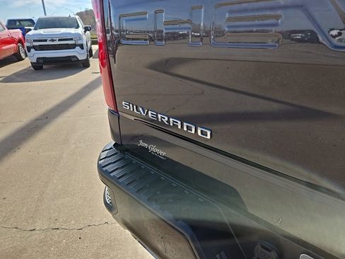 Used 2023 Chevrolet Silverado 1500 Custom Trail Boss image 37