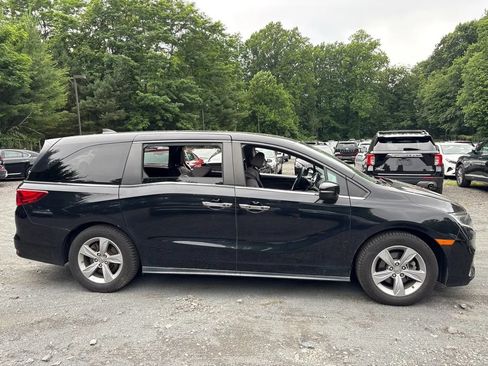 Used 2019 Honda Odyssey EX image 3