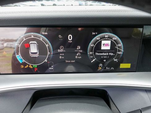 New 2026 Volkswagen Tiguan SE R-Line image 16