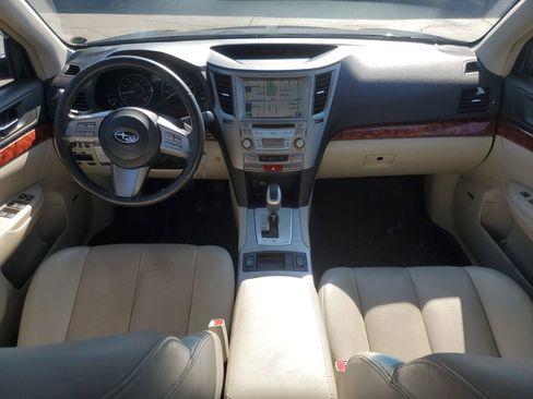 Used 2011 Subaru Outback 2.5i Limited AWD/4WD image 27