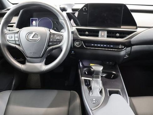 Used 2024 Lexus UX 250h FWD image 15