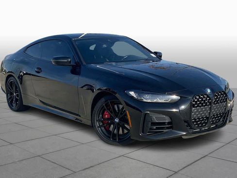 Used 2023 BMW M440i Coupe image 2
