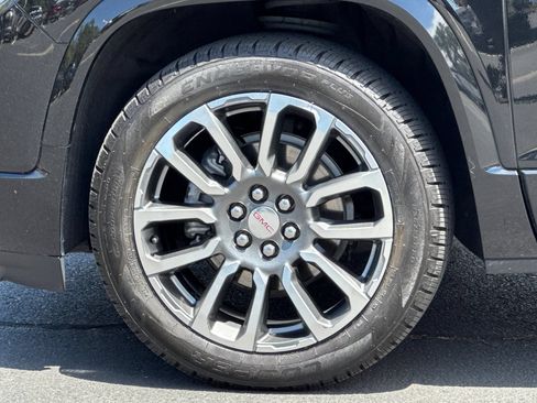 Used 2021 GMC Acadia Denali w/ Denali Ultimate Package AWD/4WD image 33