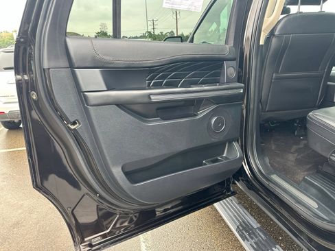 Used 2021 Ford Expedition Max Platinum AWD/4WD image 31