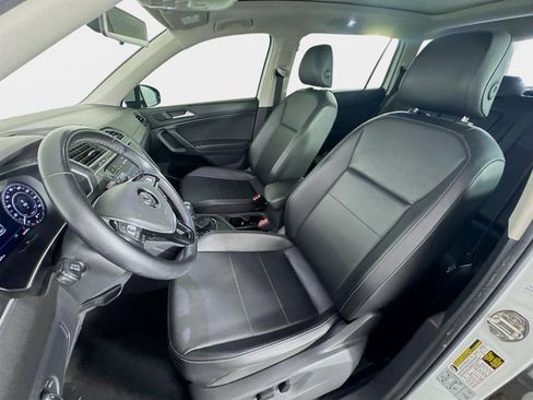 Used 2019 Volkswagen Tiguan SEL image 12