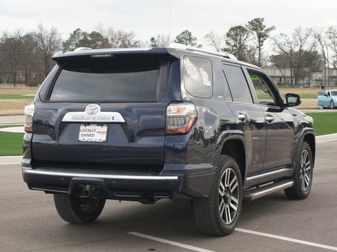 Used 2024 Toyota 4Runner Limited image 21