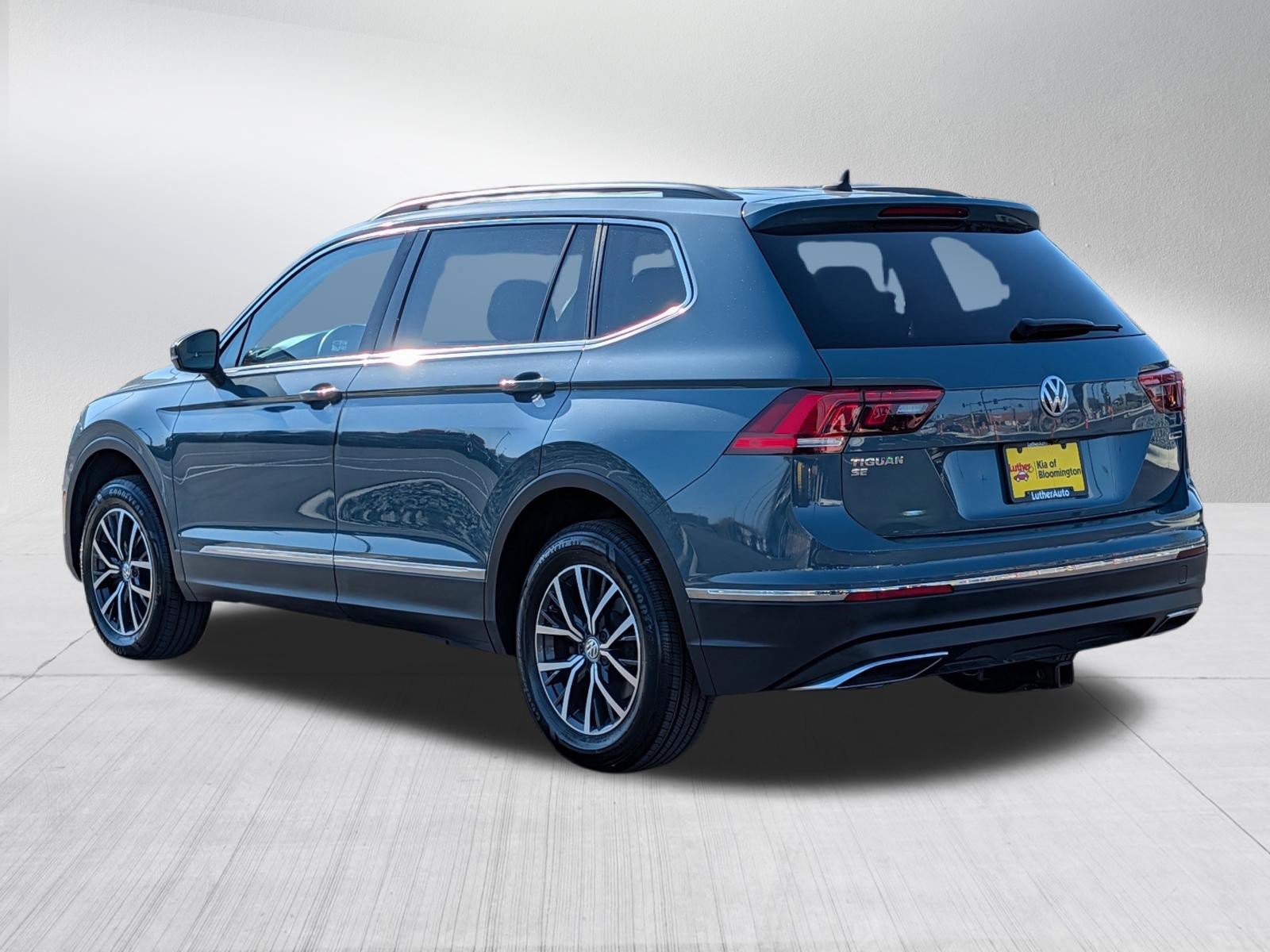 Used 2020 Volkswagen Tiguan SE w/ Panoramic Sunroof Package AWD/4WD image 5