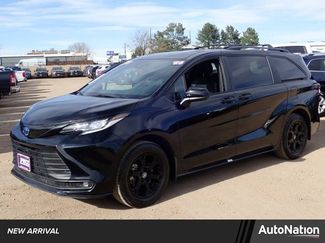 Used 2025 Toyota Sienna XLE Woodland Edition video 1