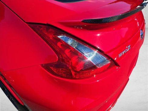Used 2016 Nissan 370Z NISMO RWD image 30