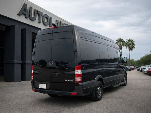 Used 2012 Mercedes-Benz Sprinter 2500 image 2