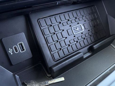 New 2025 Ford F150 Platinum w/ Equipment Group 702A High image 38