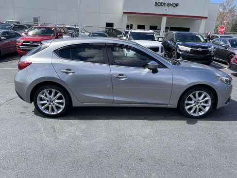 Used 2016 MAZDA MAZDA3 s Touring image 10