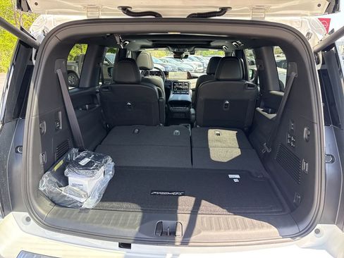 New 2026 Nissan Armada PRO-4X AWD/4WD image 23