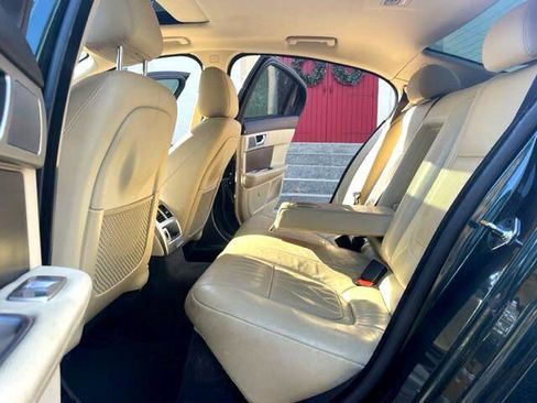 Used 2014 Jaguar XF 3.0 image 35