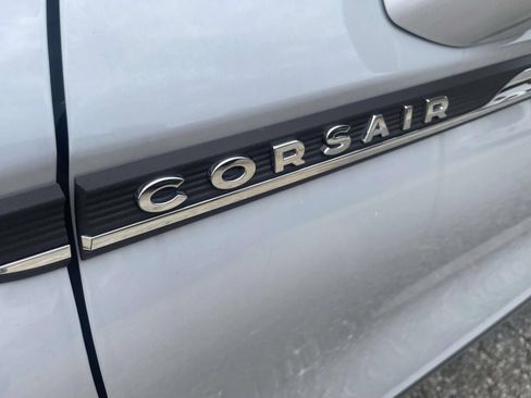Used 2025 Lincoln Corsair FWD image 13