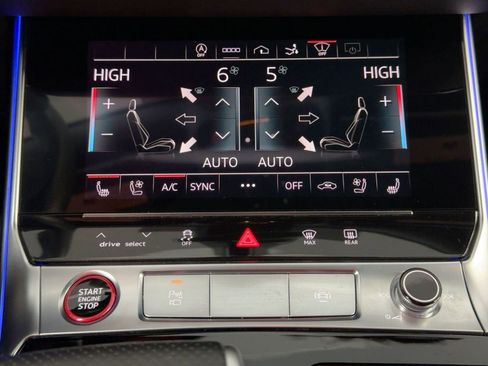 Used 2022 Audi RS 7 Sportback w/ Carbon Optic Package image 24