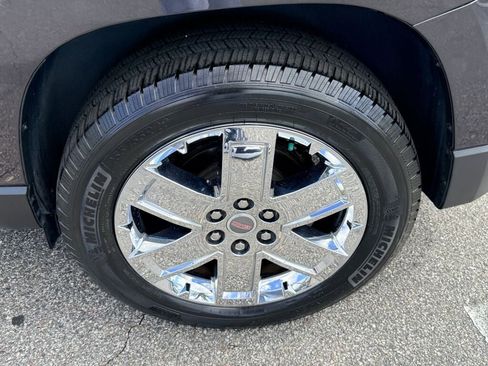 Used 2017 GMC Acadia Limited SLT image 9