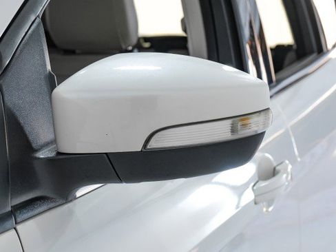 Used 2019 Ford Escape Titanium image 35