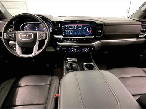 Used 2024 GMC Sierra 1500 SLT w/ SLT Convenience Package AWD/4WD image 19