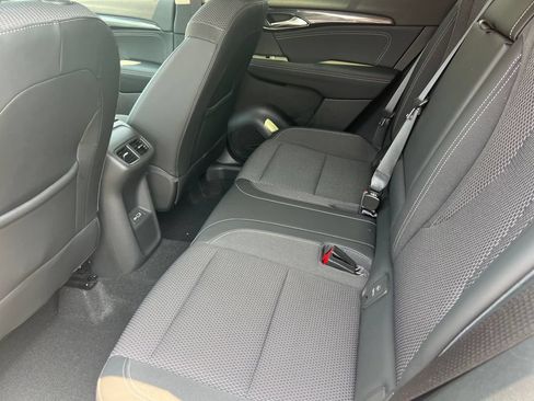 Used 2023 Buick Envision Preferred FWD image 12