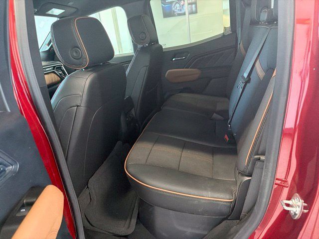 Used 2025 GMC Canyon AT4 AWD/4WD image 15