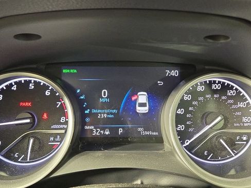 Used 2023 Toyota Camry XLE image 16